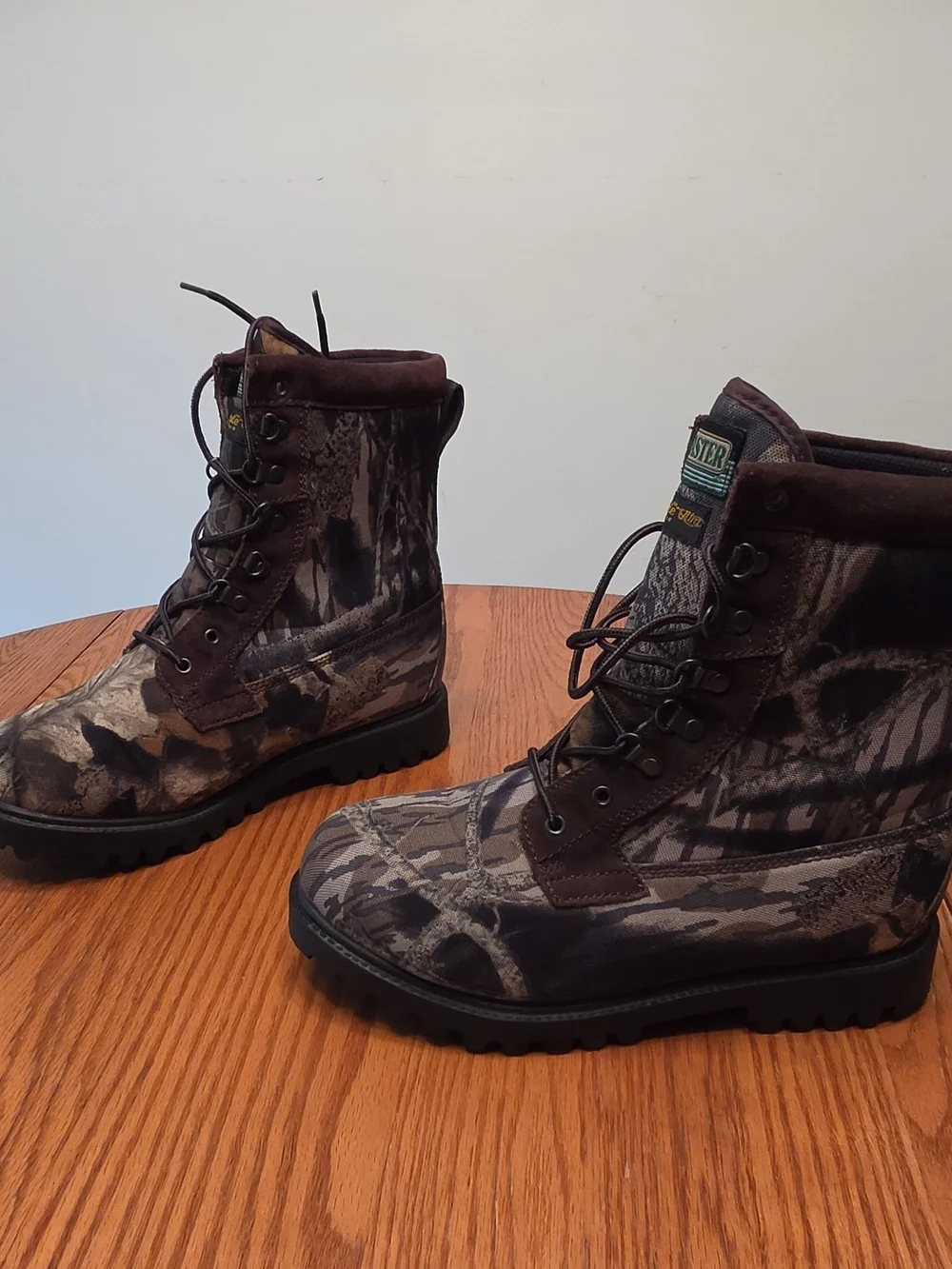 Bush Master Men's Camouflage Lace-Up Hunting Boots in Brown and Black Size 9